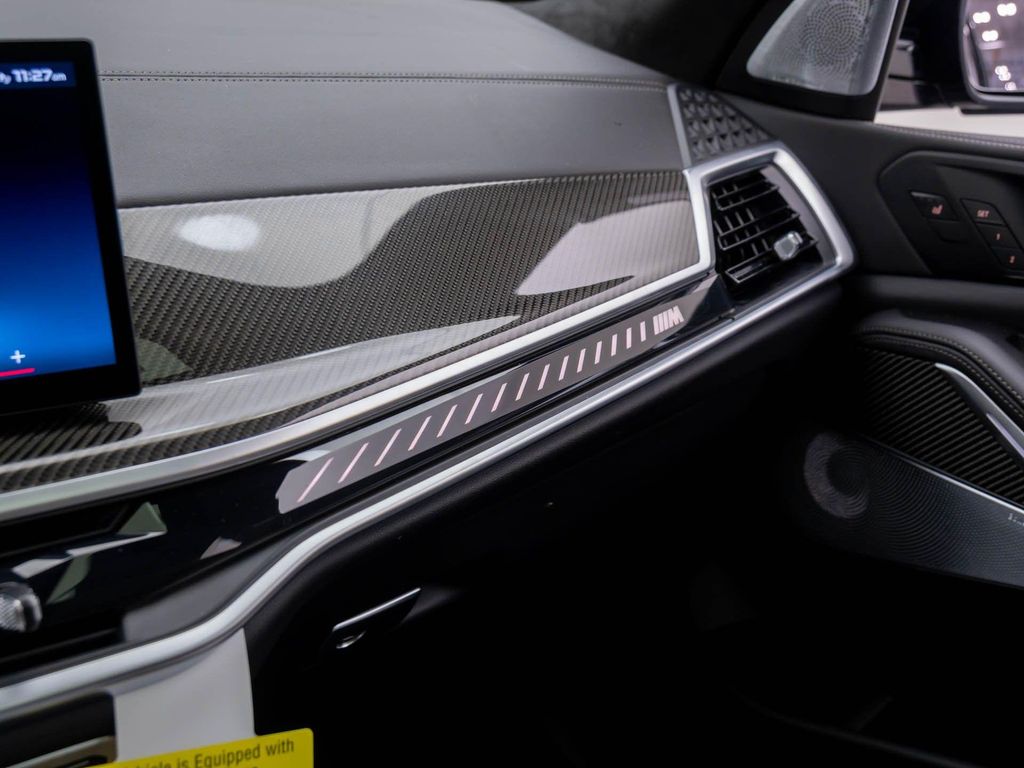 2026 BMW X5 M60I — миниатюра 30