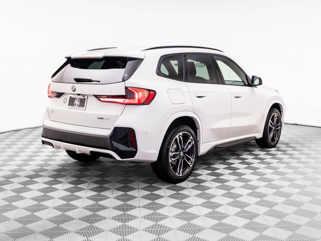 صورة 6 لـ 2026 BMW X1 XDRIVE28I