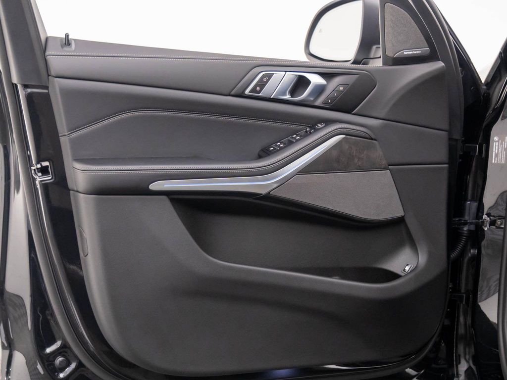 صورة مصغرة 13 لـ 2026 BMW X5 PHEV XDRIVE50E