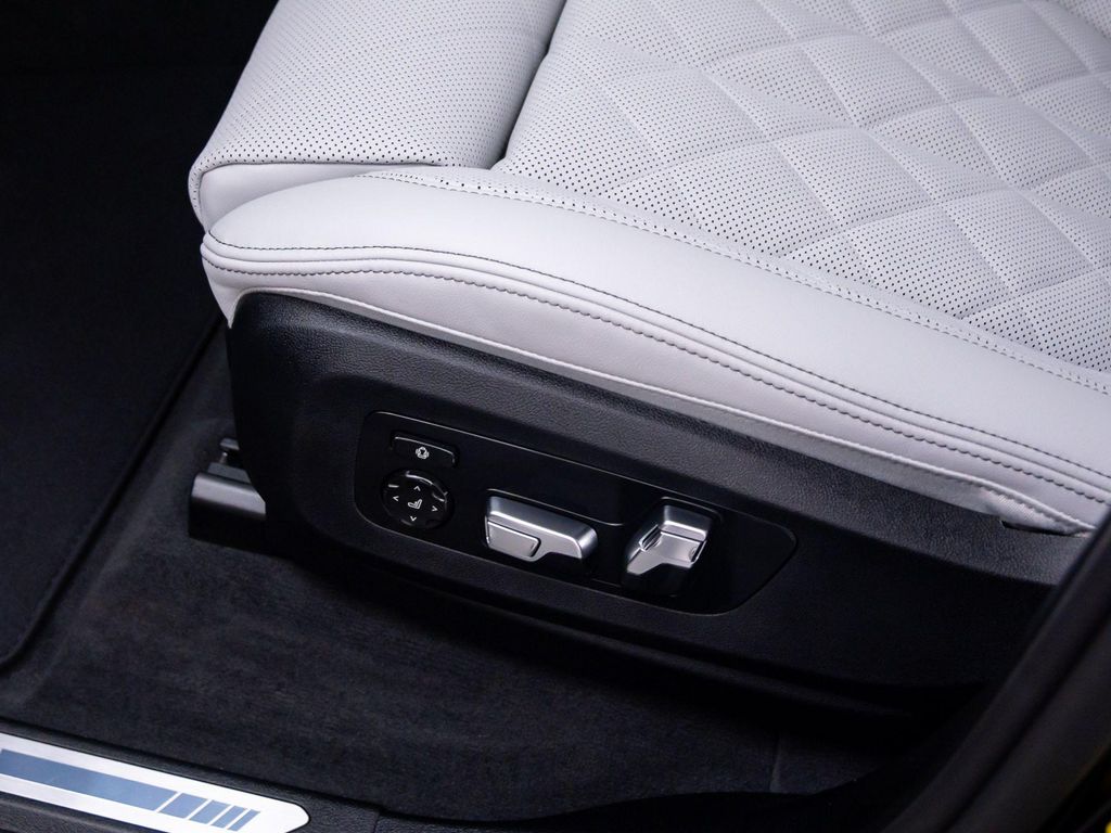 2026 BMW X5 PHEV XDRIVE50E — миниатюра 17