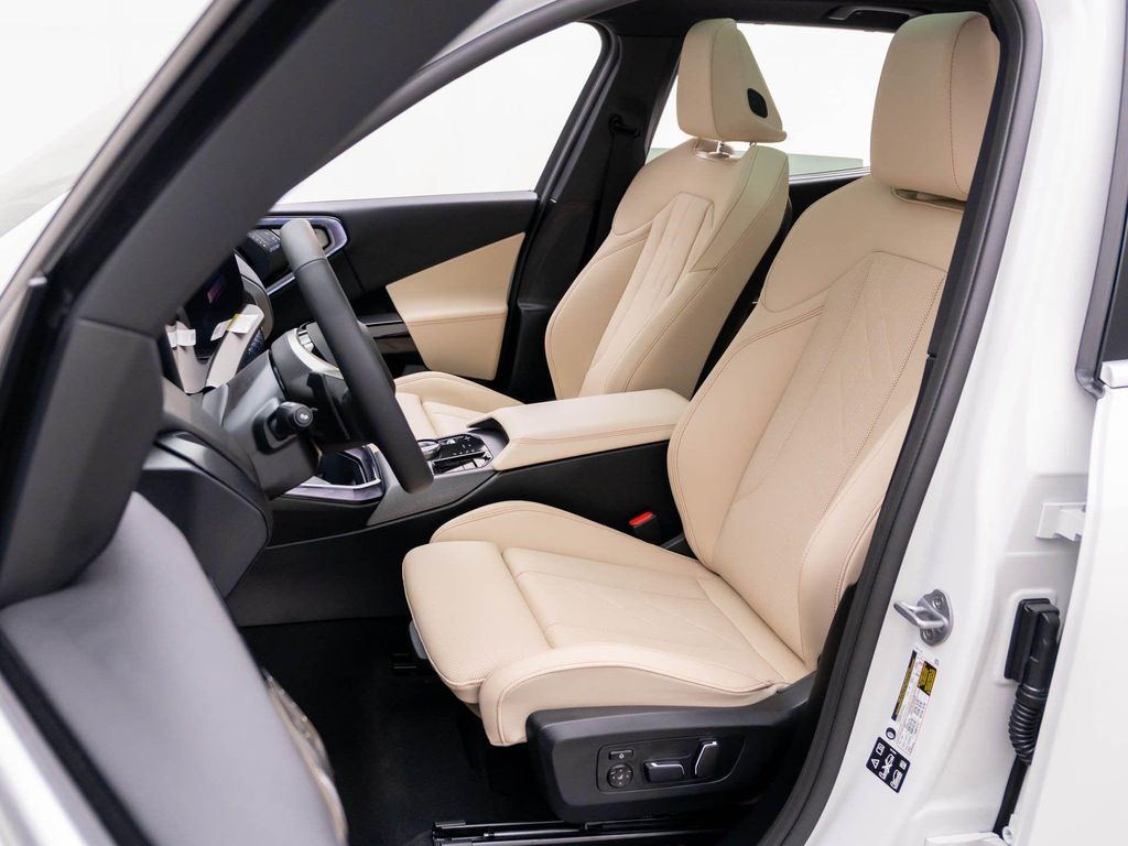صورة مصغرة 13 لـ 2026 BMW X3 30 XDRIVE
