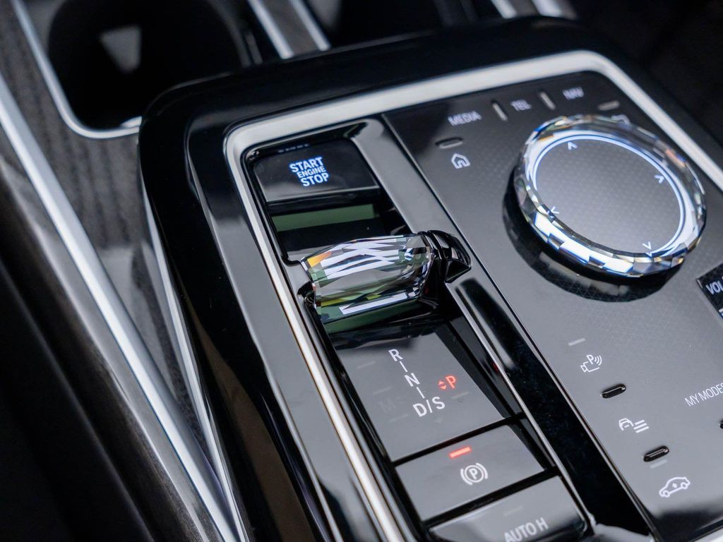 2026 BMW 760 XDRIVE — миниатюра 25