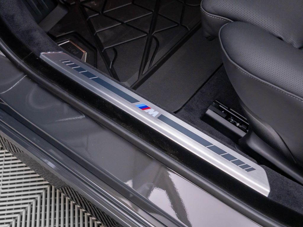 2026 BMW 760 XDRIVE — миниатюра 16