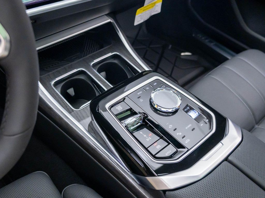 2026 BMW 760 XDRIVE — миниатюра 13