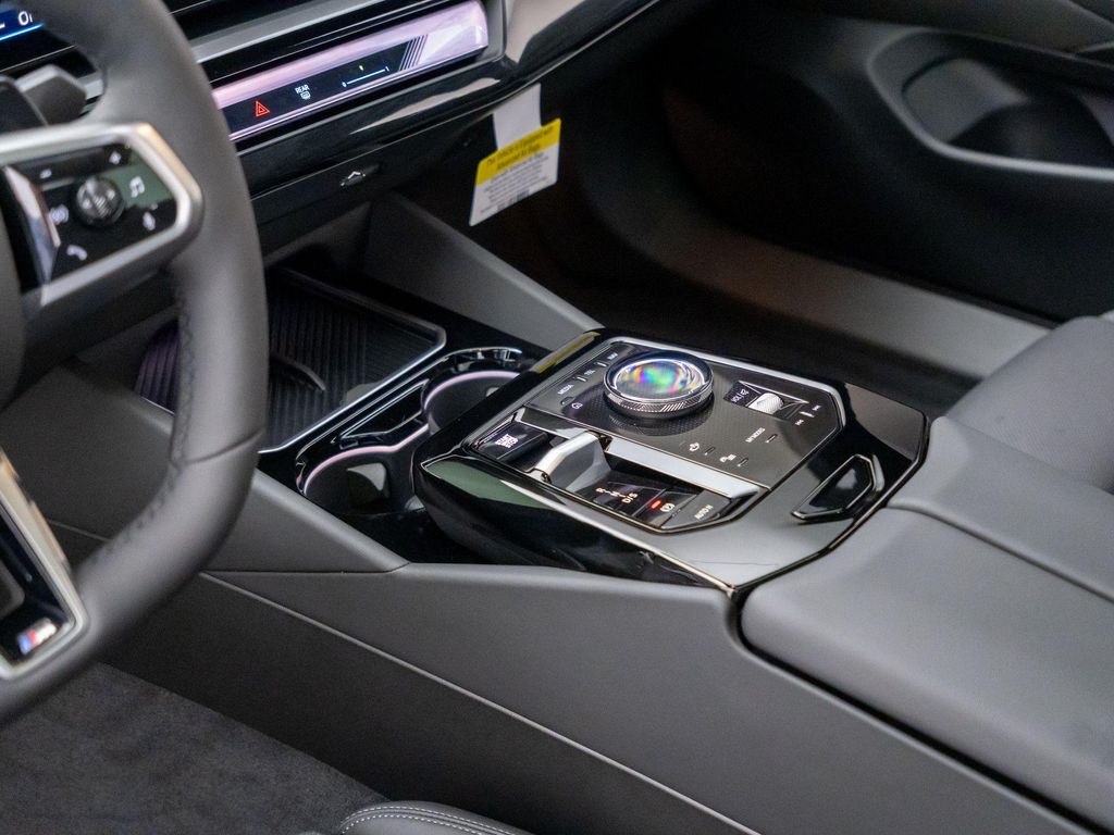 صورة مصغرة 12 لـ 2027 BMW 530 I XDRIVE
