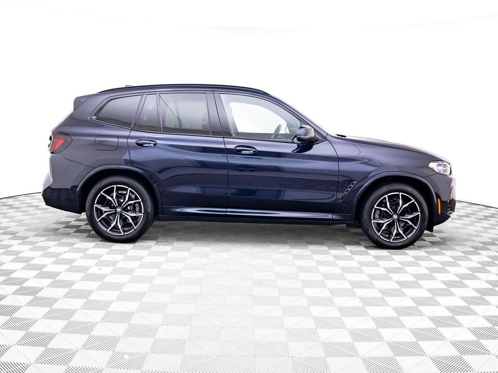 صورة 6 لـ 2023 BMW X3 XDRIVE30I