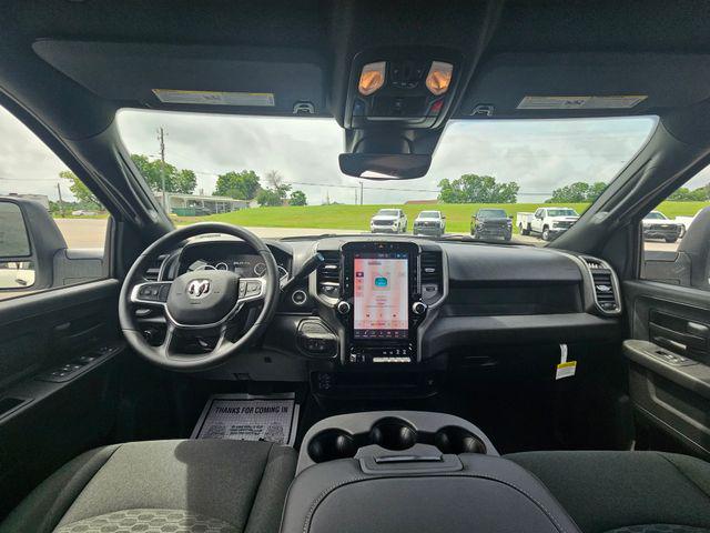 2026 RAM 3500 TRADESMAN CREW CAB 4X4 8' BOX — миниатюра 12