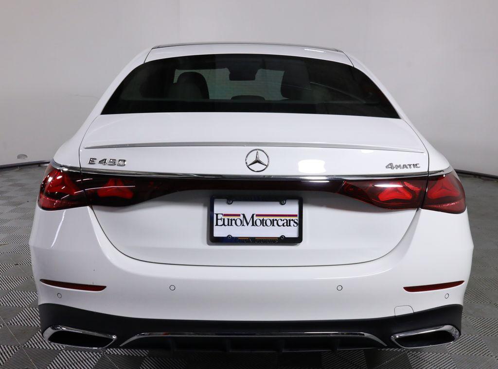 MERCEDES-BENZ E-CLASS - 5