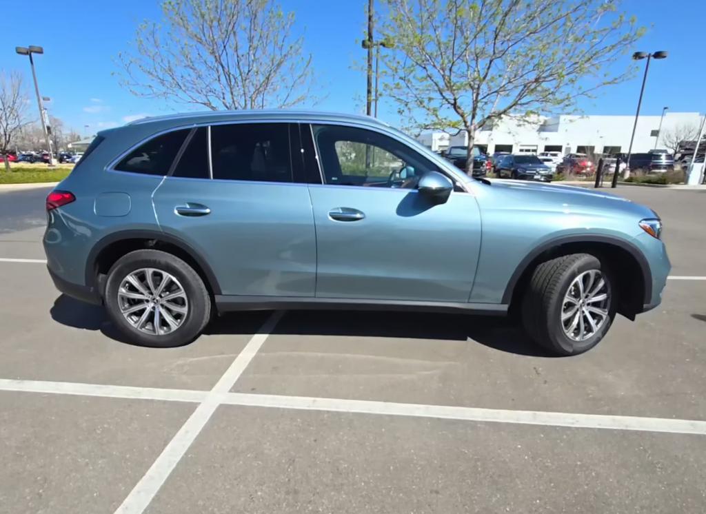 MERCEDES-BENZ GLC - 4