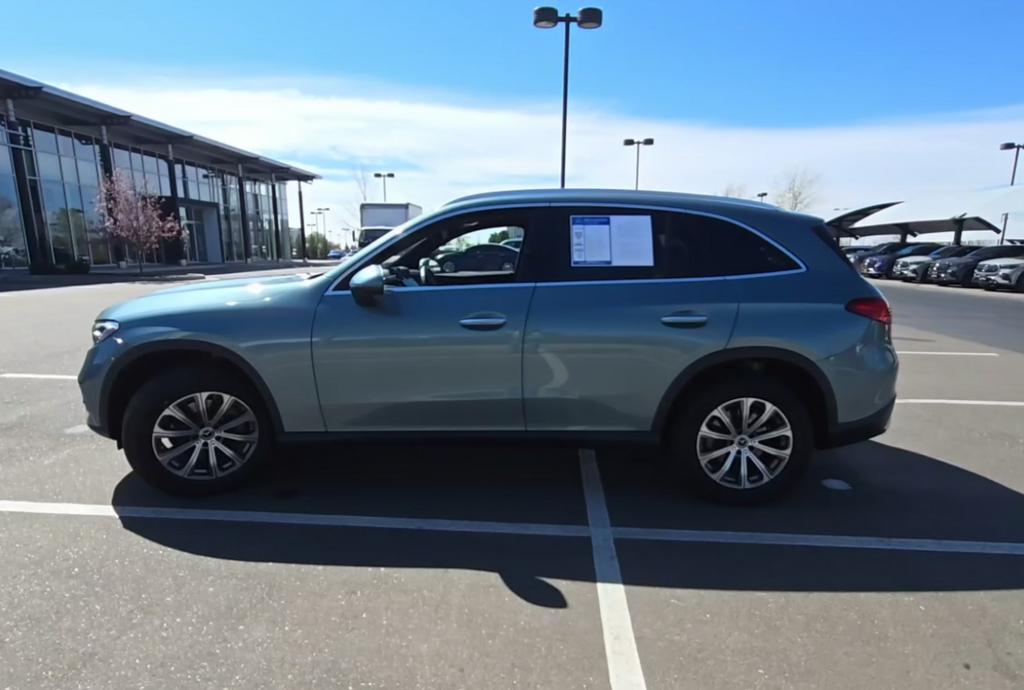 MERCEDES-BENZ GLC - 2