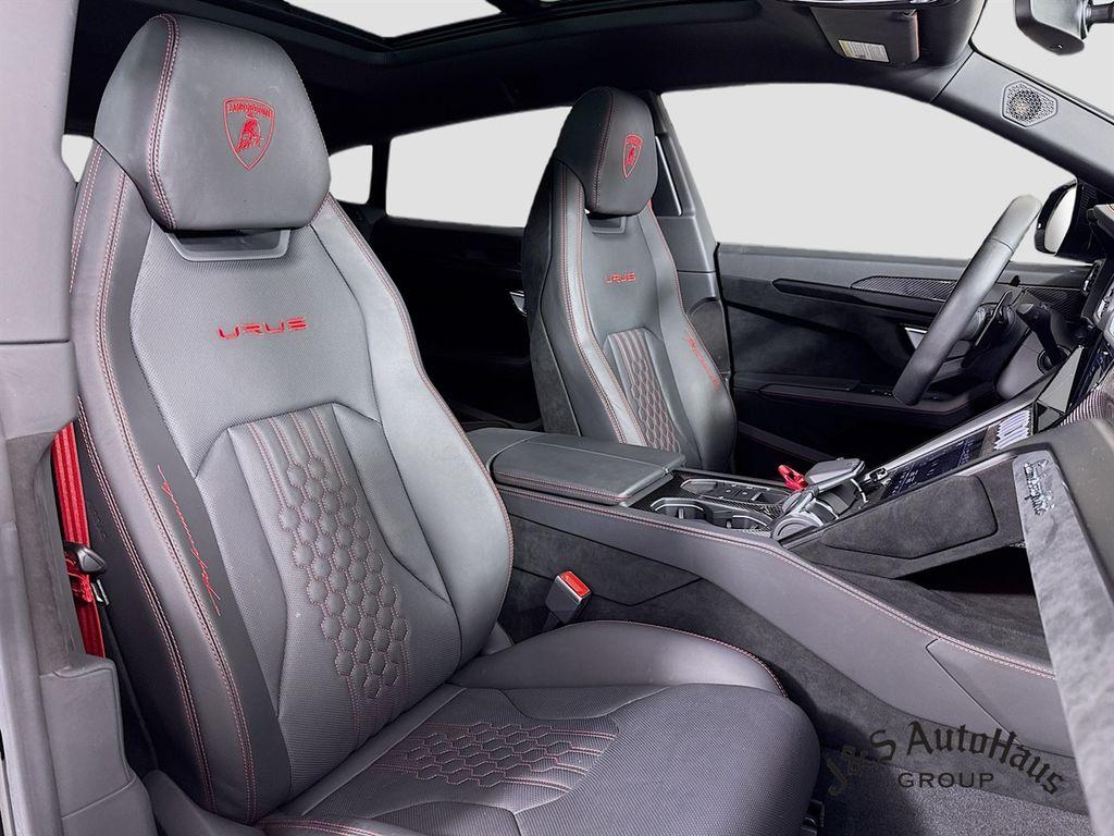 صورة مصغرة 36 لـ 2023 Lamborghini URUS PERFORMANTE