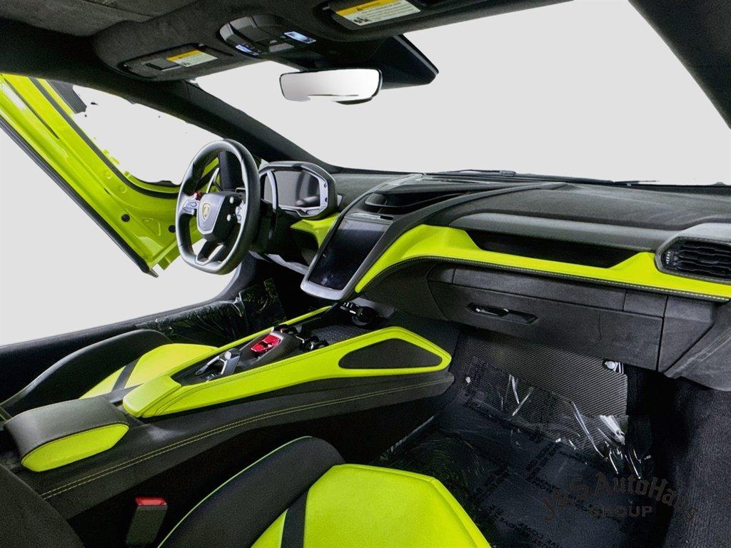 2024 Lamborghini REVUELTO BASE 缩略图 31