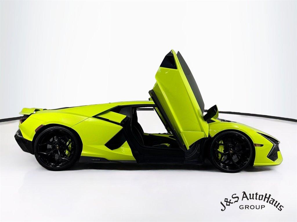 2024 Lamborghini REVUELTO BASE 照片 8