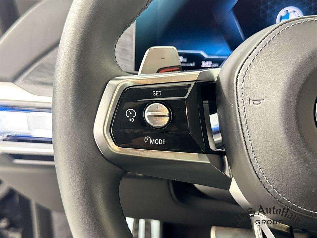 صورة مصغرة 13 لـ 2023 BMW 740 I