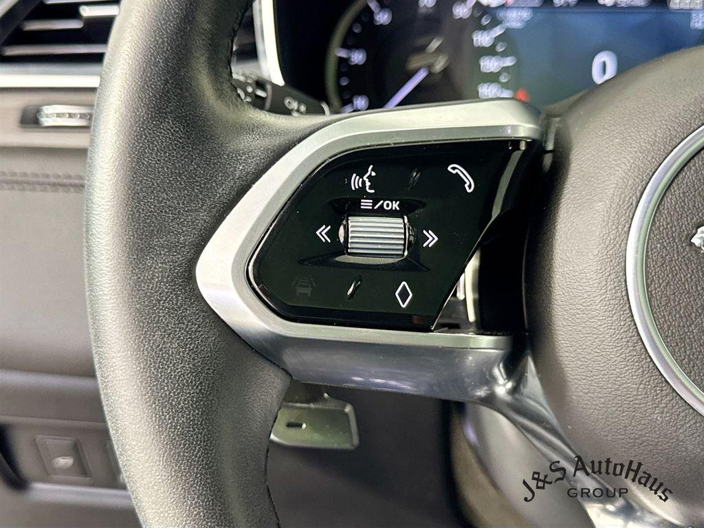 صورة مصغرة 13 لـ 2023 Jaguar F-PACE S