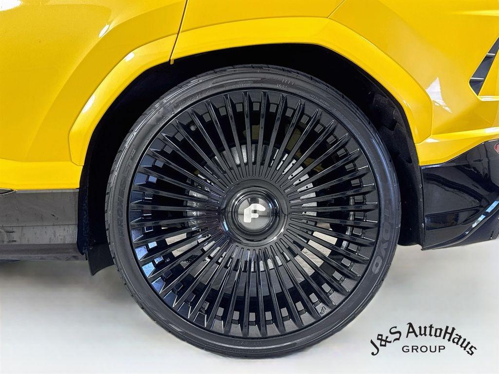 2021 Lamborghini URUS BASE 缩略图 40