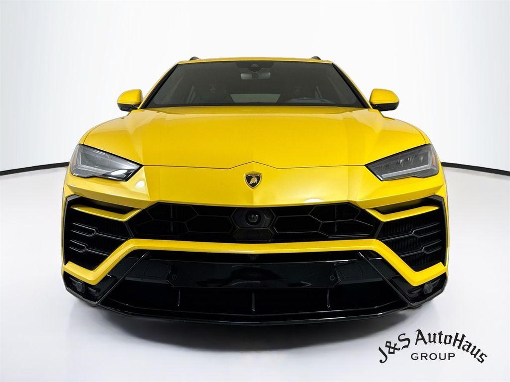 صورة 2 لـ 2021 Lamborghini URUS BASE
