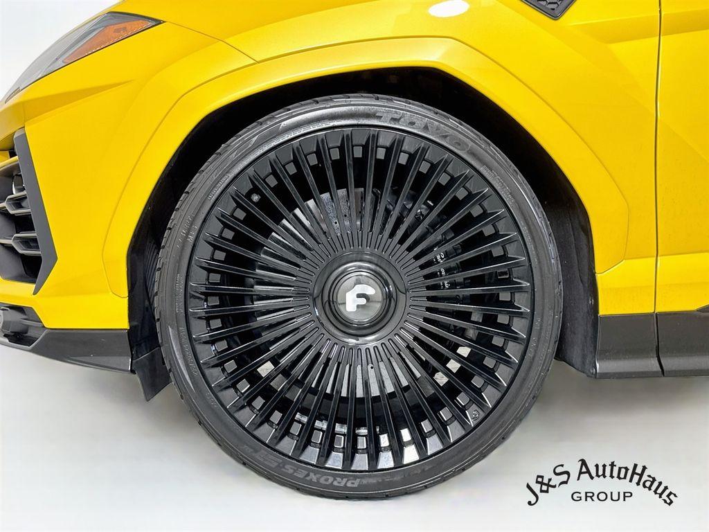 2021 Lamborghini URUS BASE 缩略图 39