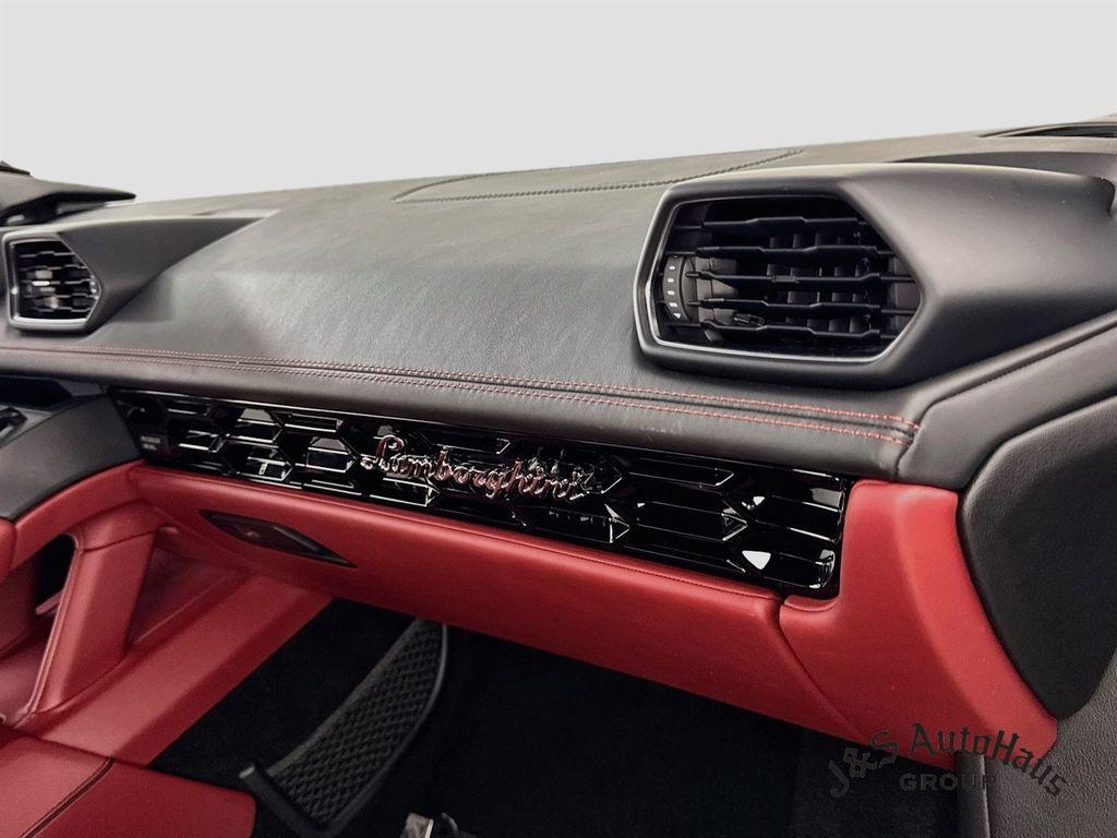 2020 Lamborghini HURACAN EVO BASE — фото 32
