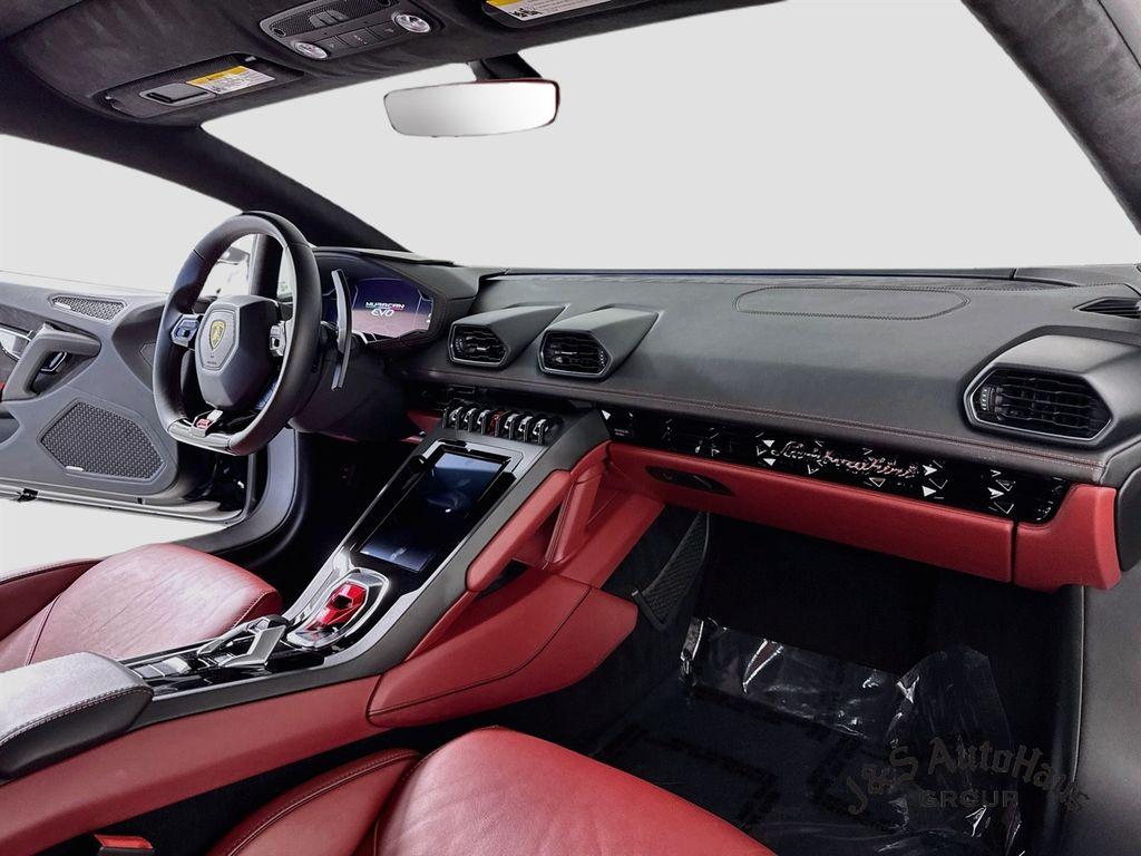 2020 Lamborghini HURACAN EVO BASE — фото 30