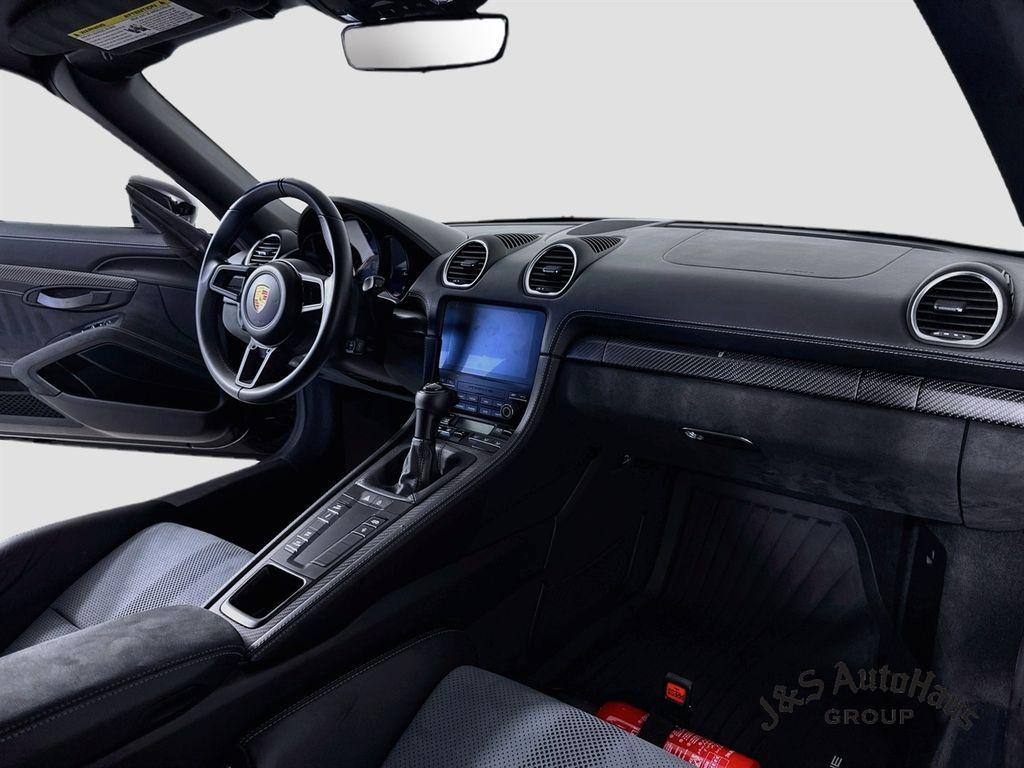2024 Porsche 718 SPYDER RS 缩略图 29