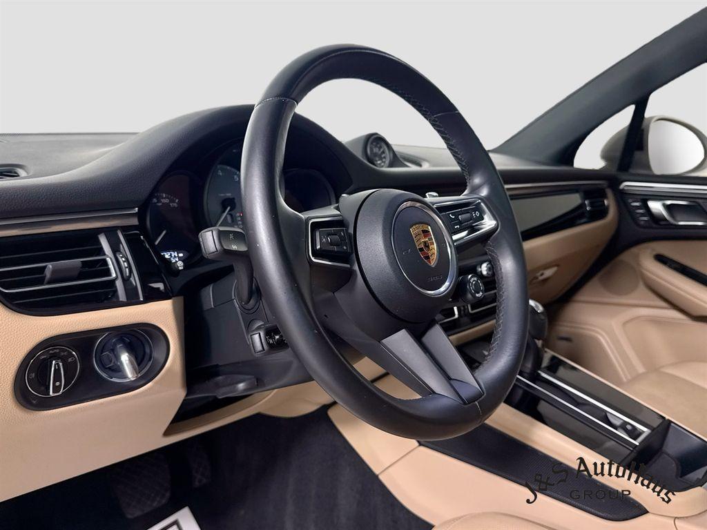 صورة 9 لـ 2022 Porsche MACAN S