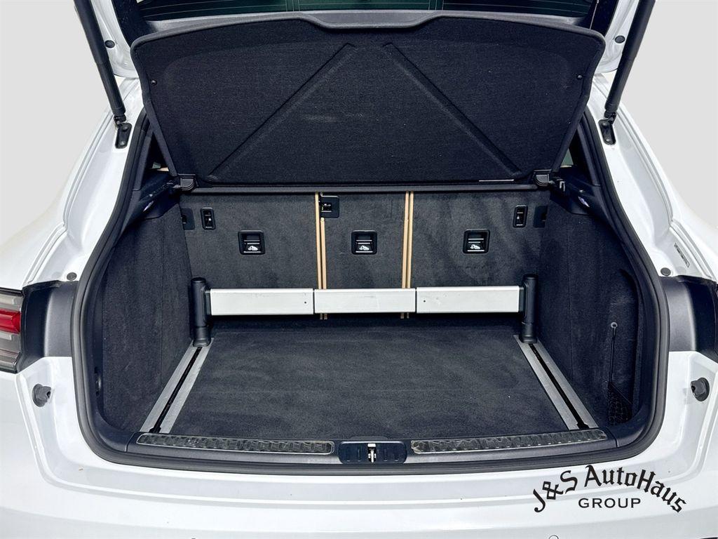 صورة مصغرة 34 لـ 2022 Porsche MACAN S