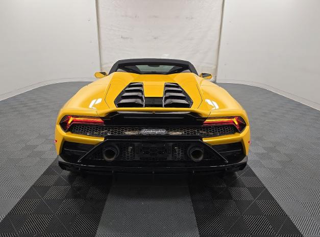 صورة 5 لـ 2020 Lamborghini HURACAN EVO BASE