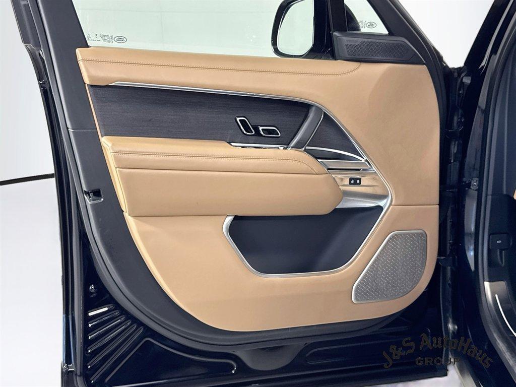صورة مصغرة 23 لـ 2024 LAND Rover RANGE ROVER P550E AUTOBIOGRAPHY