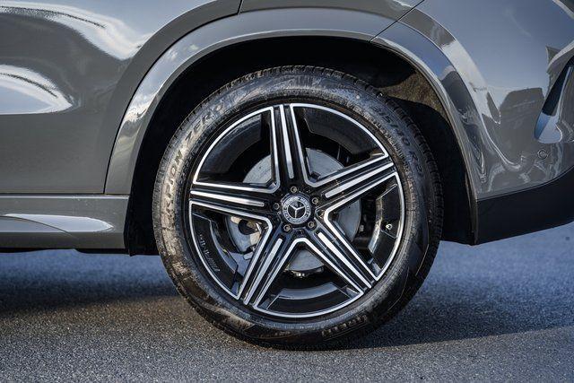 2026 Mercedes-BENZ GLE — миниатюра 18