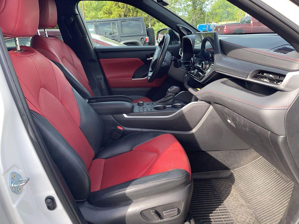 TOYOTA HIGHLANDER - 9