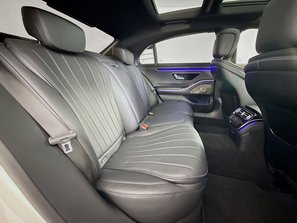 صورة مصغرة 27 لـ 2023 Mercedes-BENZ S-CLASS