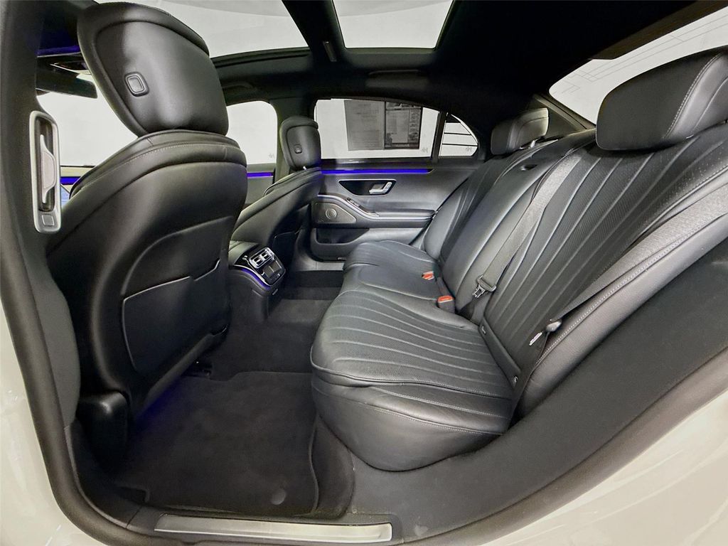 صورة مصغرة 18 لـ 2023 Mercedes-BENZ S-CLASS