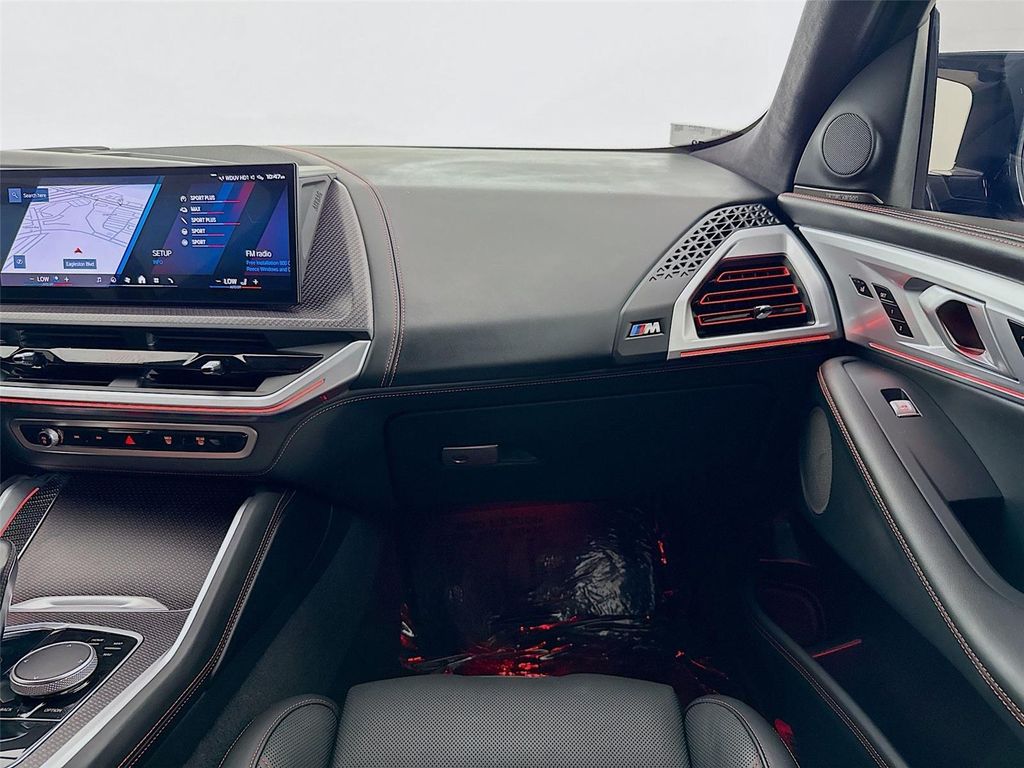 2024 BMW XM LABEL RED — миниатюра 25