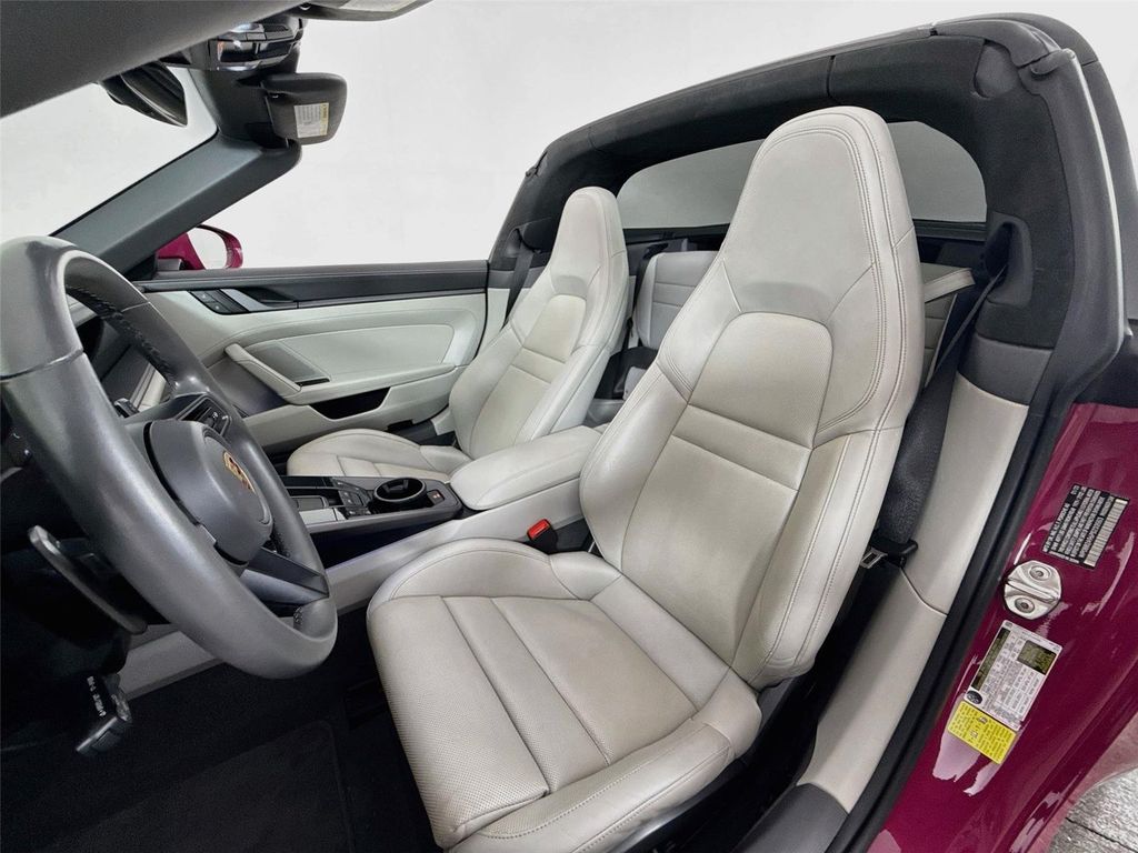 صورة مصغرة 11 لـ 2023 Porsche 911 TARGA 4S