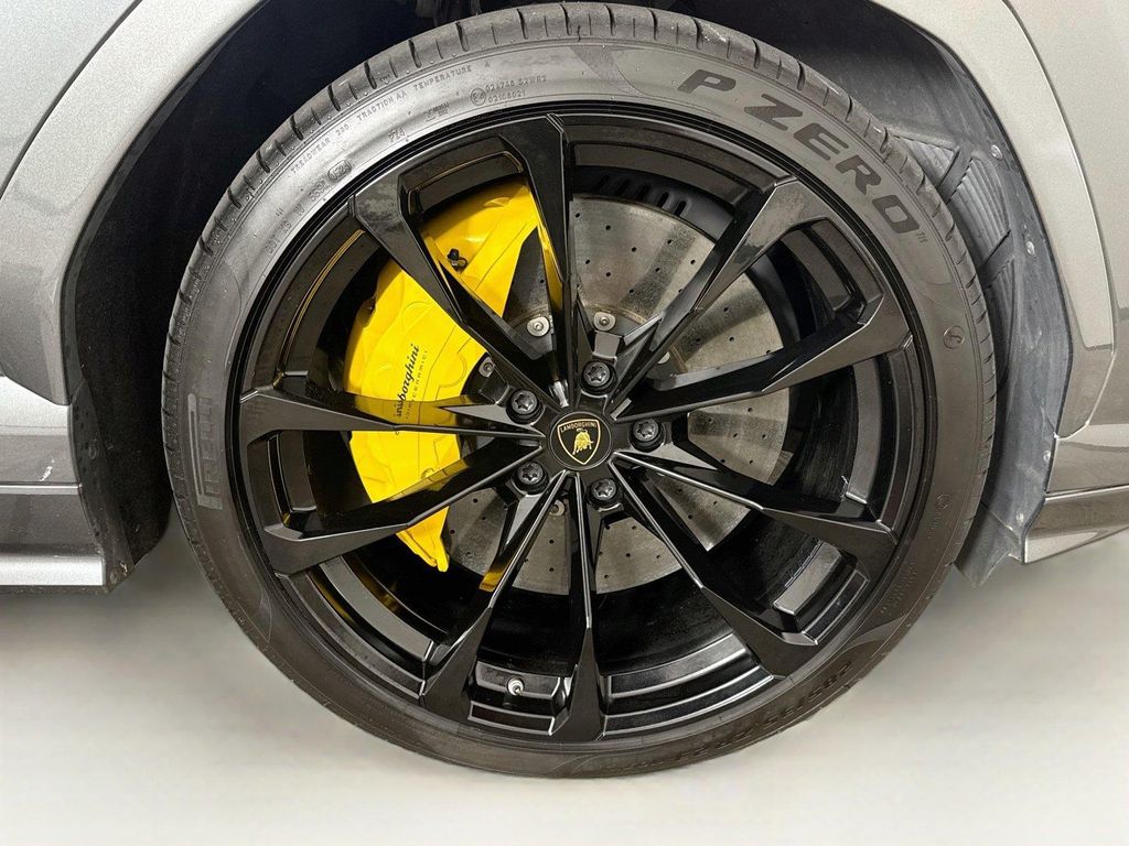 2020 Lamborghini URUS AWD — миниатюра 37