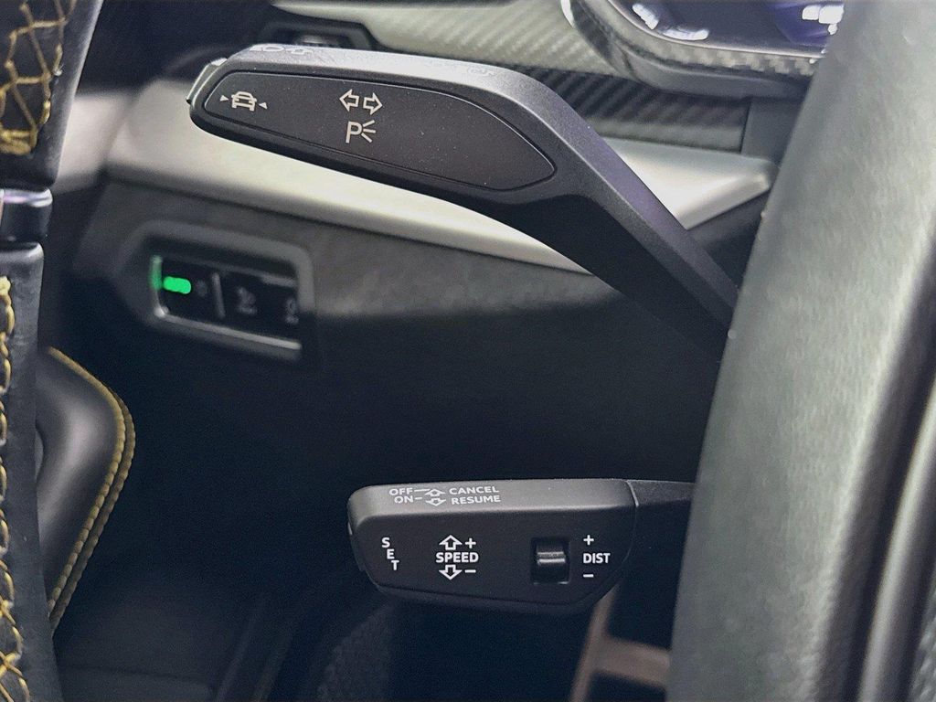 2020 Lamborghini URUS AWD — миниатюра 12