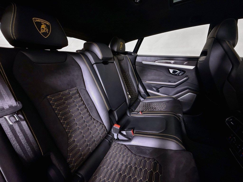 2020 Lamborghini URUS AWD — миниатюра 30