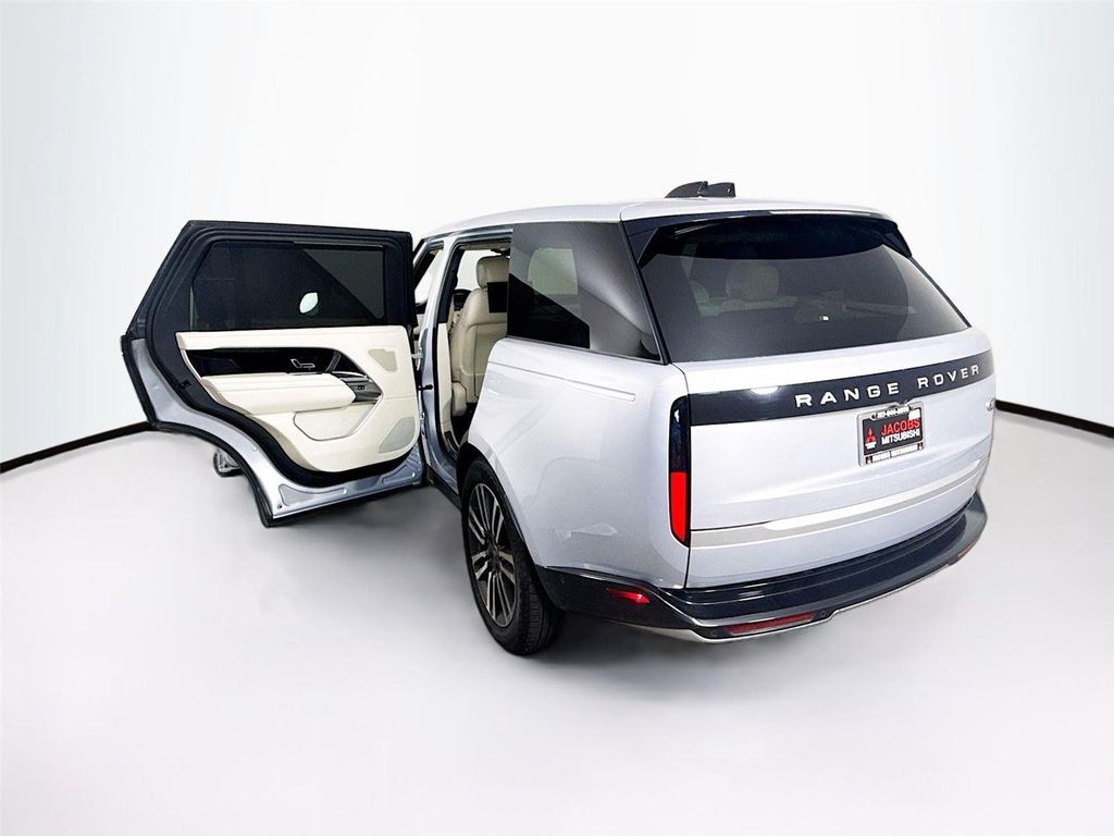 صورة مصغرة 41 لـ 2023 LAND Rover RANGE ROVER AUTOBIOGRAPHY