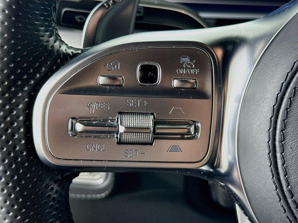 2022 Mercedes-BENZ AMG GLS 63 BASE — фото 9