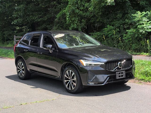 2024 Volvo XC60 B5 CORE DARK 照片 3