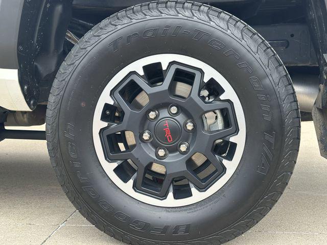 2024 Toyota TACOMA TRD OFF-ROAD photo 9