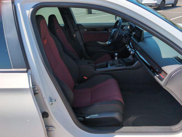 صورة 10 لـ 2024 Honda CIVIC SI BASE