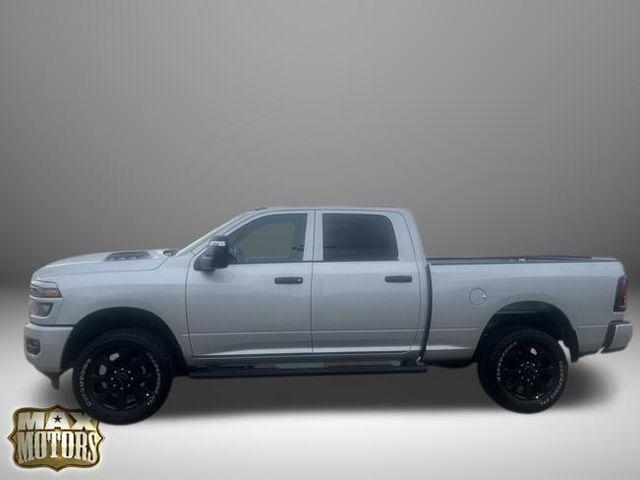 صورة 7 لـ 2026 RAM 2500 BLACK EXPRESS CREW CAB 4X4 6'4' BOX