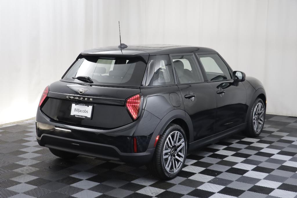 2027 MINI HARDTOP BASE 缩略图 23