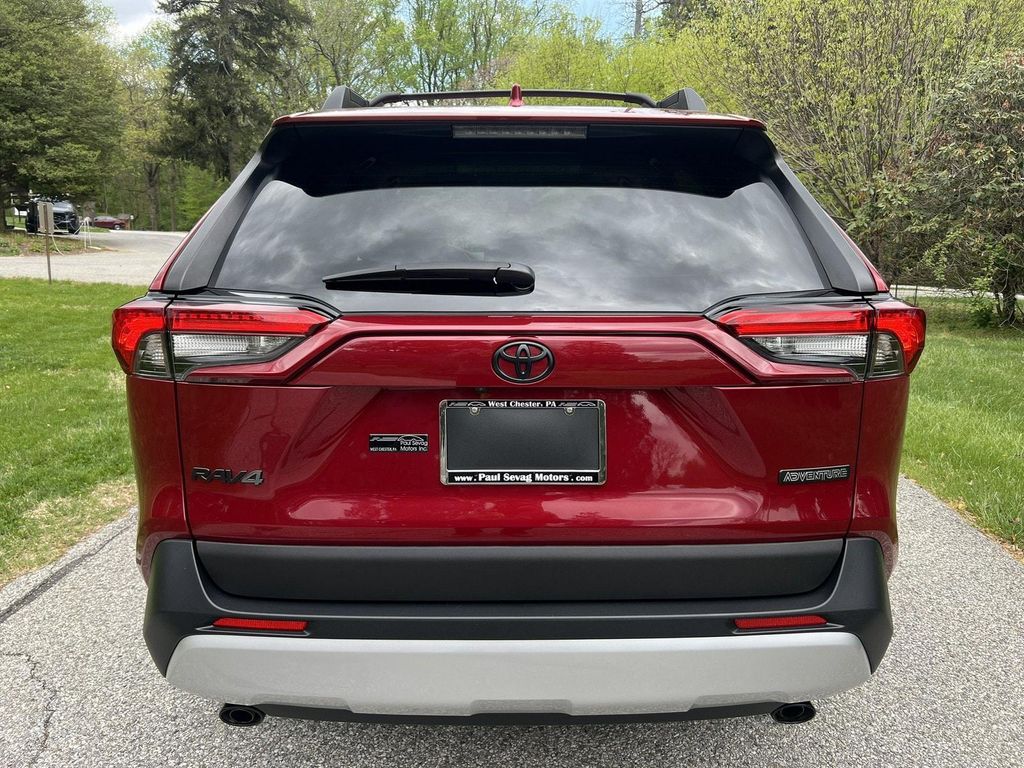 TOYOTA RAV4 - 9