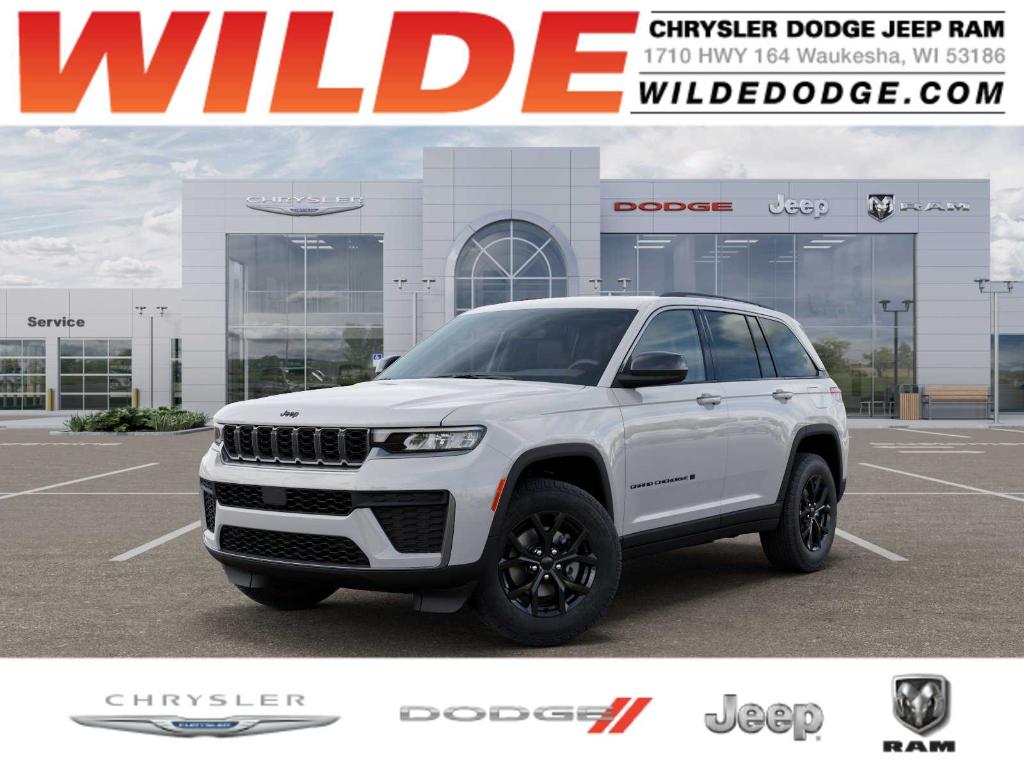 New 2026 Jeep Grand Cherokee Laredo