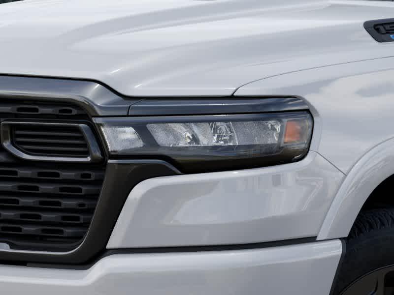 صورة 10 لـ 2026 RAM 1500 BIG HORN