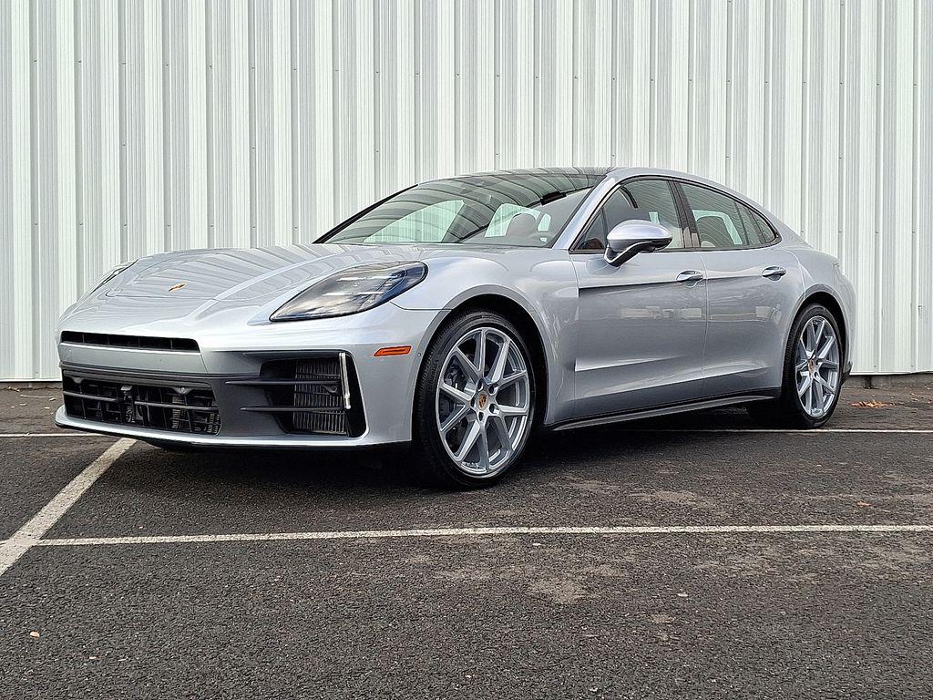 New 2026 Porsche Panamera 4