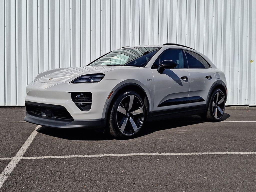 New 2026 Porsche Macan Macan Electric 4